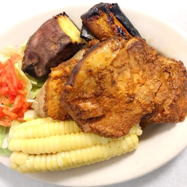 PIERNA LECHON C/GUARNISION =15 PLATOS (PEDIDOS 1 DIA ANTES).